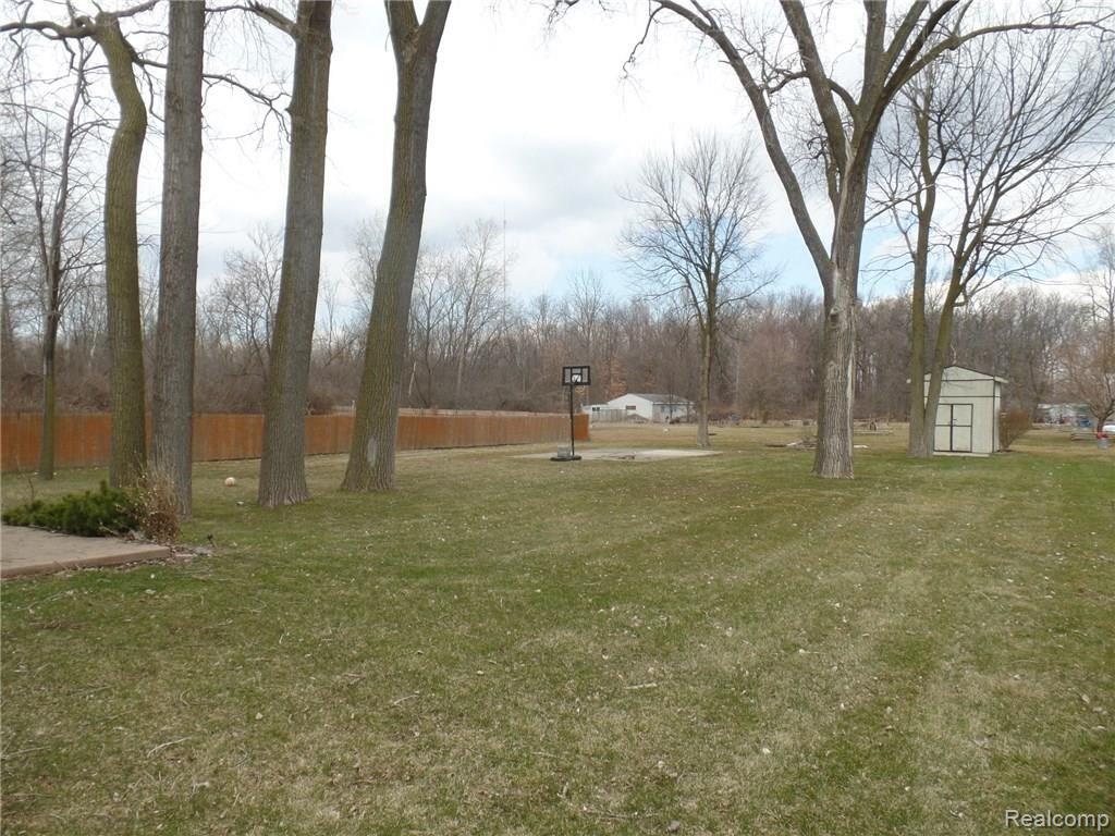 22977 Quinn Road Clinton Township, MI 48035 - Photo 5 of 5