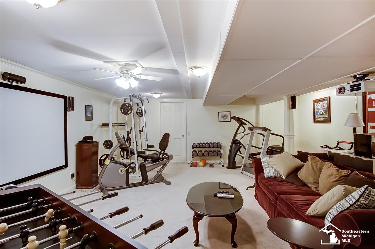 894 Kings Park Road Monroe, MI 48161 - Photo 47 of 54 50000074-46.JPG