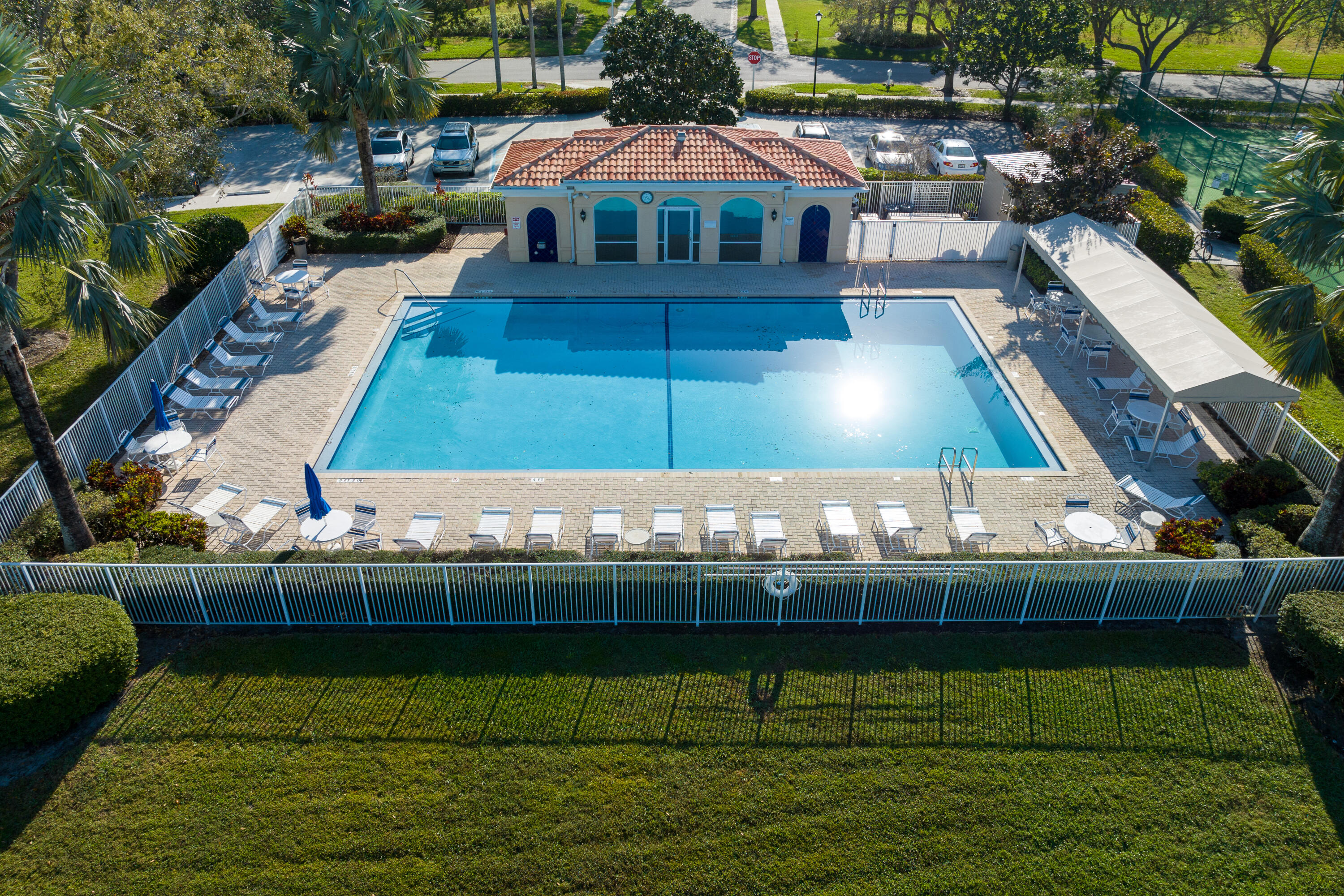 819 Southwest Bromelia Terrace Stuart, FL 34997 - Photo 37 of 40 Community pool