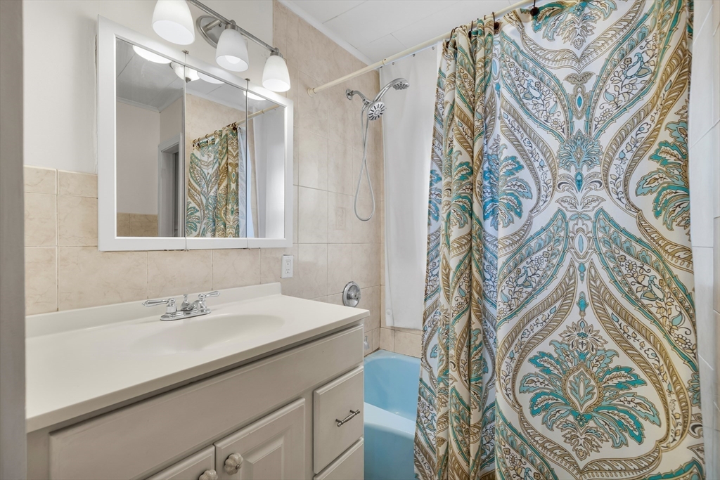 28 Mountainview Street Springfield, MA 01108 - Photo 19 of 42