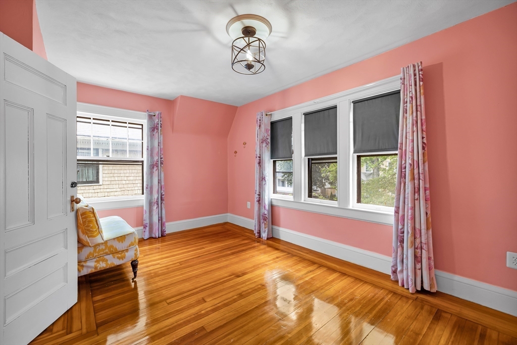 28 Mountainview Street Springfield, MA 01108 - Photo 21 of 42