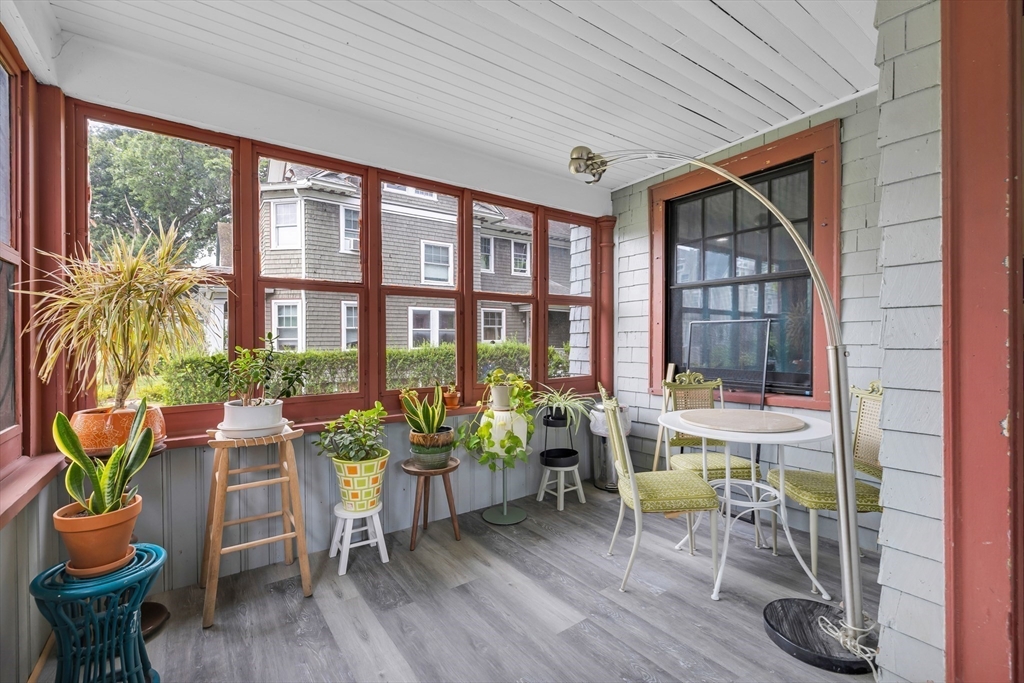 28 Mountainview Street Springfield, MA 01108 - Photo 33 of 42