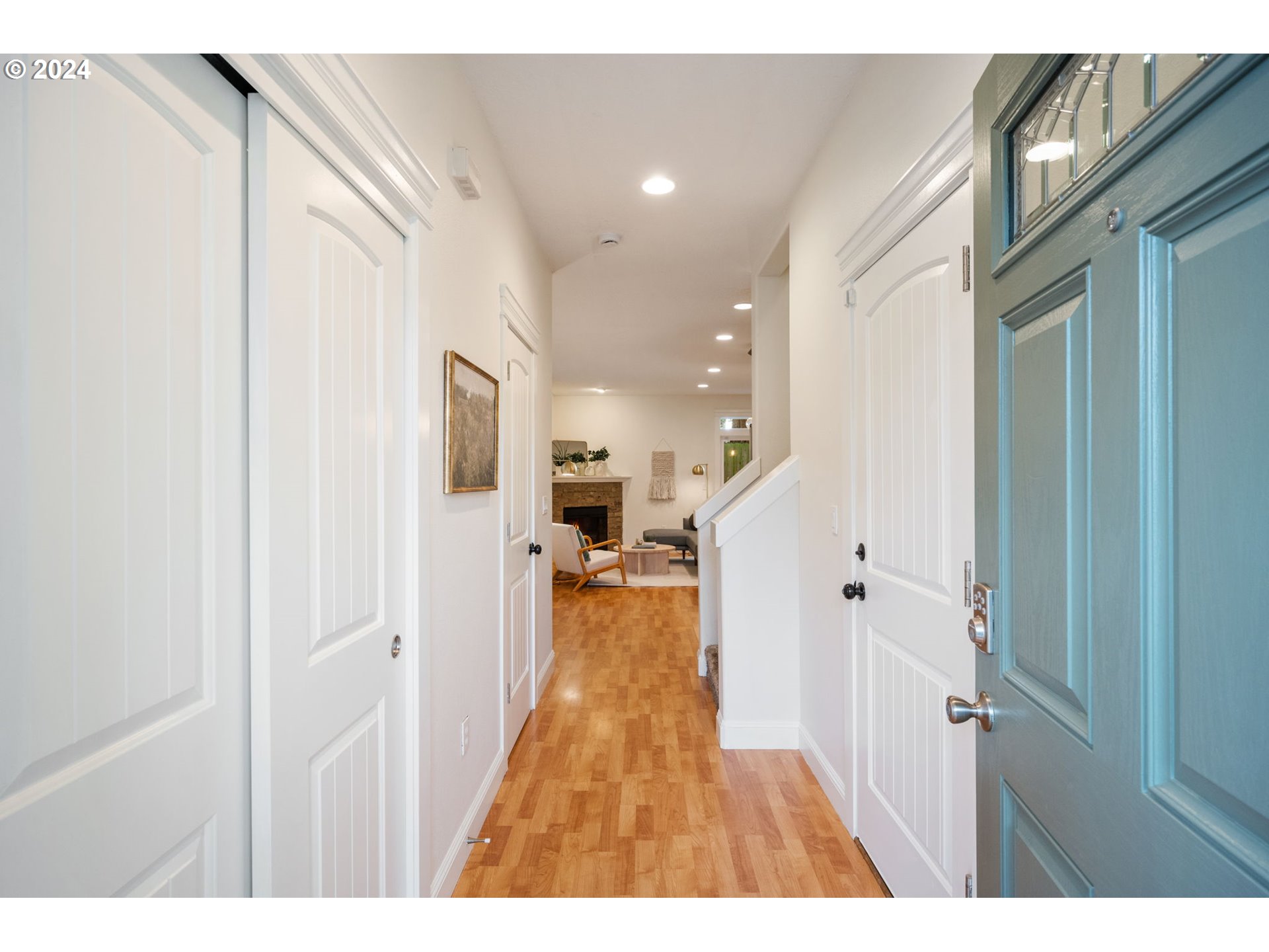 1186 Northeast 106th Avenue Portland, OR 97220 - Photo 2 of 22 a view of a hallway with a living room