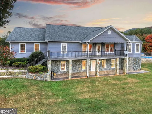 $925,000 | 334 Belaire Drive, Unit 1, Copperhill, TN 37317