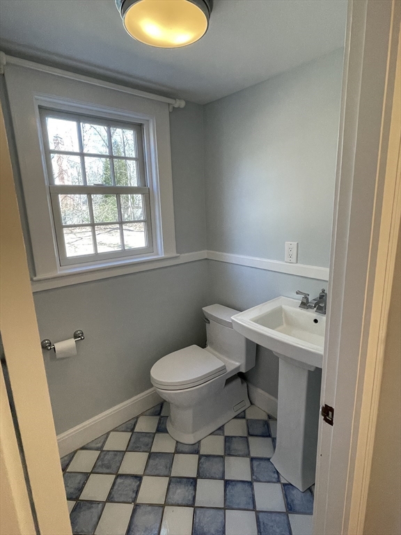 7 Berkeley Road, Unit 7 Wellesley, MA 02482 - Photo 11 of 14