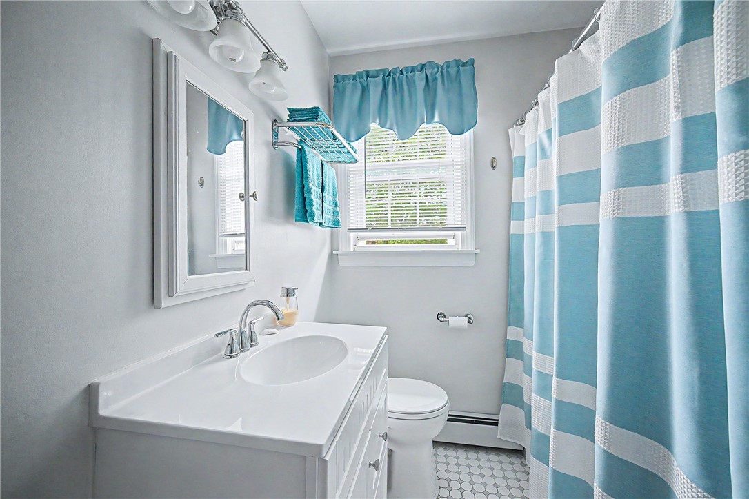 3288 Mendon Road Cumberland, RI 02864 - Photo 16 of 49