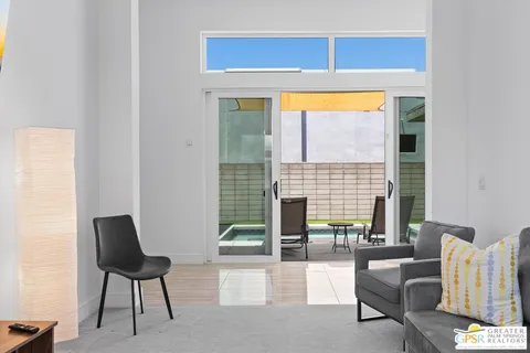 $845,999 | 825 Fountain Drive, Palm Springs, CA 92262
