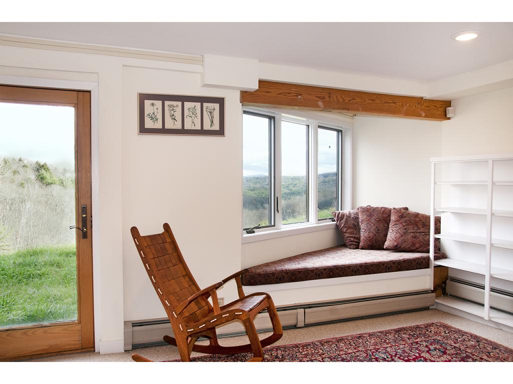 895 Clay Road Pomfret, VT 05084 - Photo 17 of 23 Gallery Image 17