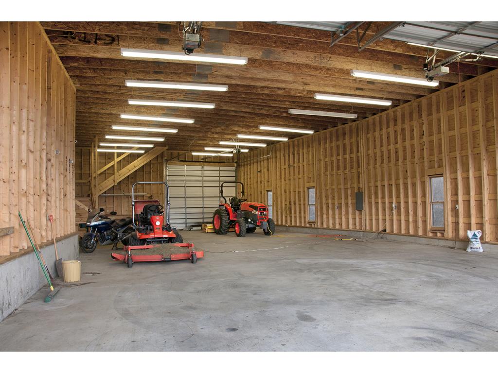 895 Clay Road Pomfret, VT 05084 - Photo 19 of 23 Gallery Image 19