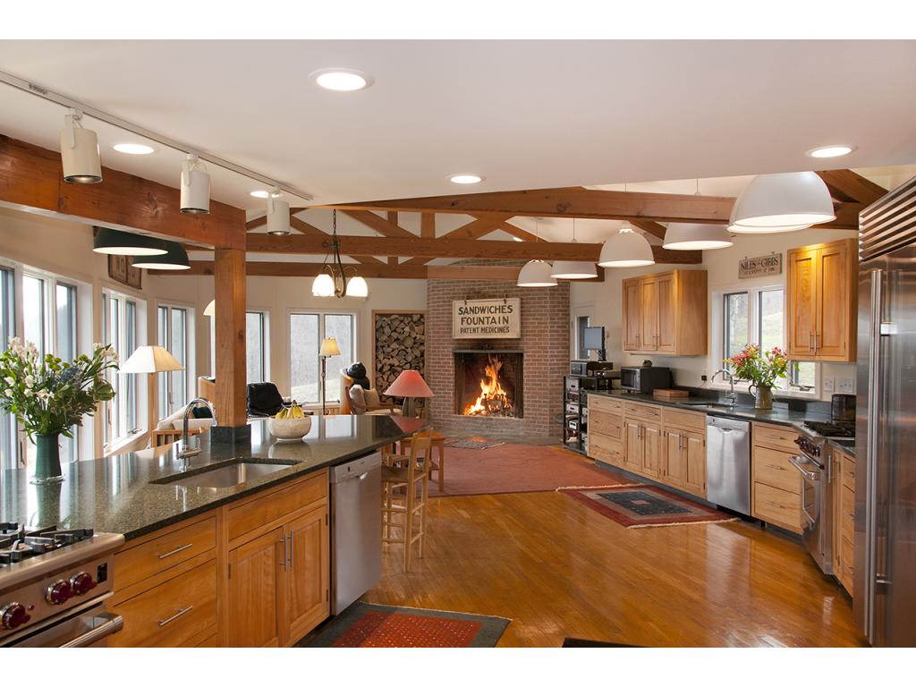 895 Clay Road Pomfret, VT 05084 - Photo 7 of 23 Gallery Image 7