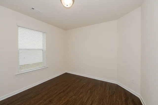 $1,895 | 2702 Swarm Court, Columbia, TN 38401