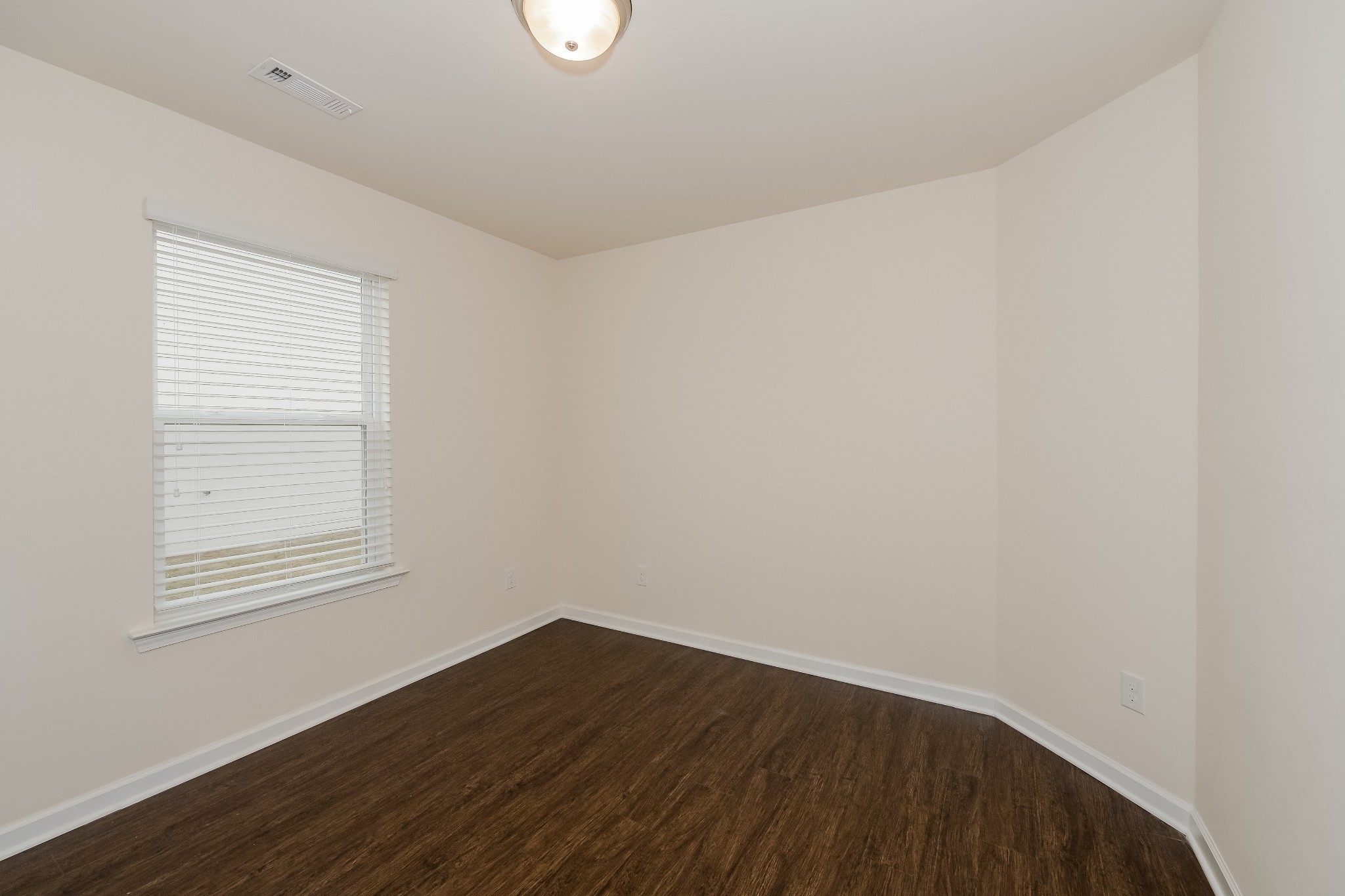 2702 Swarm Court Columbia, TN 38401 - Photo 12 of 16