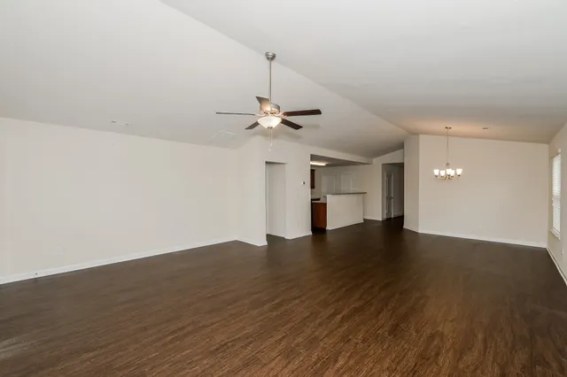 $1,895 | 2702 Swarm Court, Columbia, TN 38401