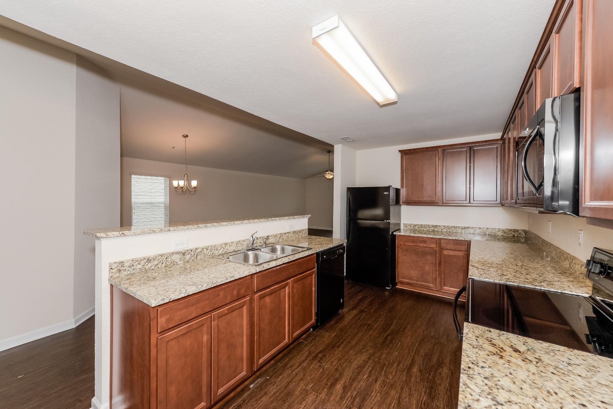 2702 Swarm Court Columbia, TN 38401 - Photo 5 of 16