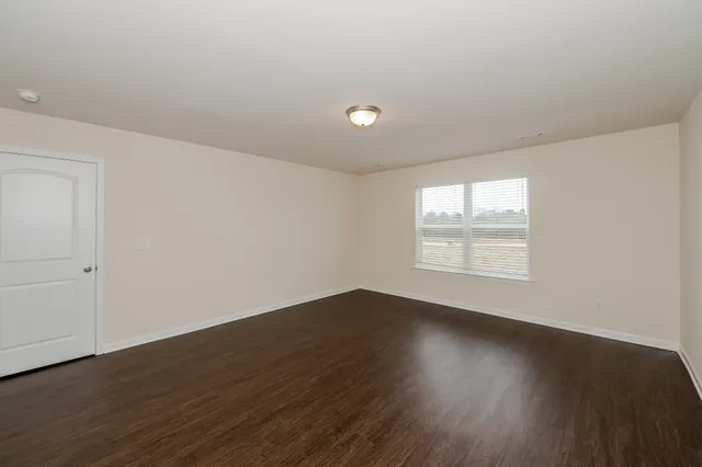 $1,895 | 2702 Swarm Court, Columbia, TN 38401