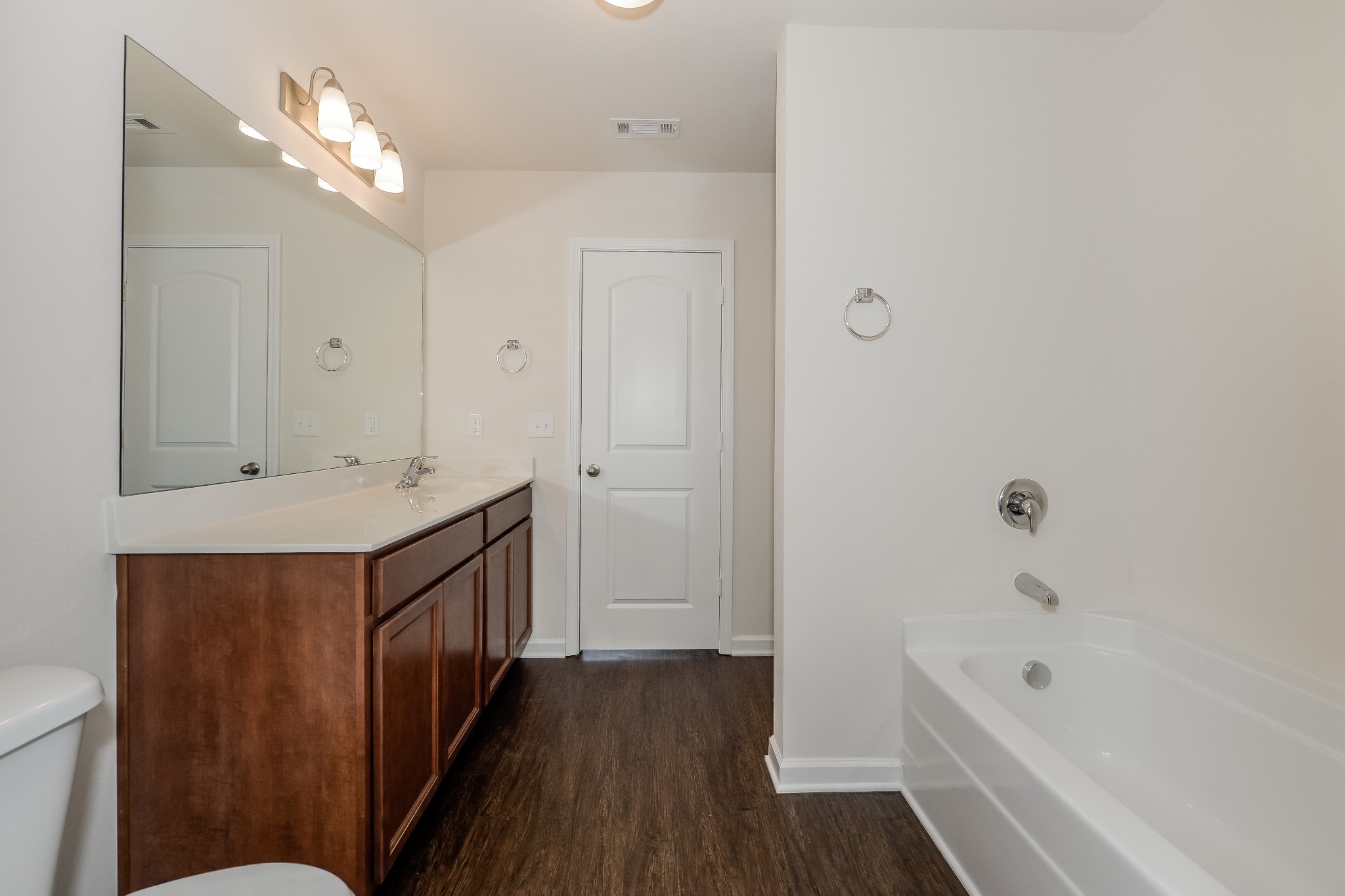 2702 Swarm Court Columbia, TN 38401 - Photo 8 of 16