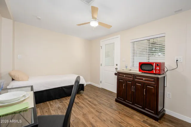 $3,200 | 903 West Missouri Avenue, Phoenix, AZ 85013