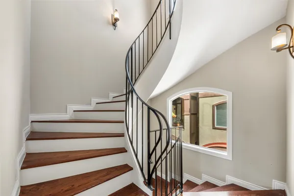 a view of entryway