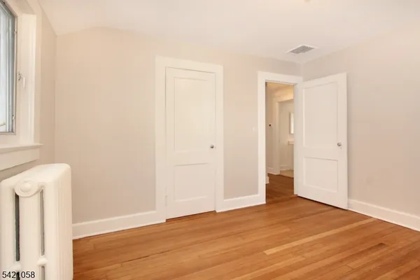 $3,250 | 10 Lincoln Street, Glen Ridge, NJ 07028