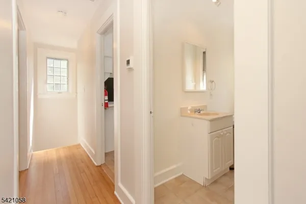 $3,250 | 10 Lincoln Street, Glen Ridge, NJ 07028