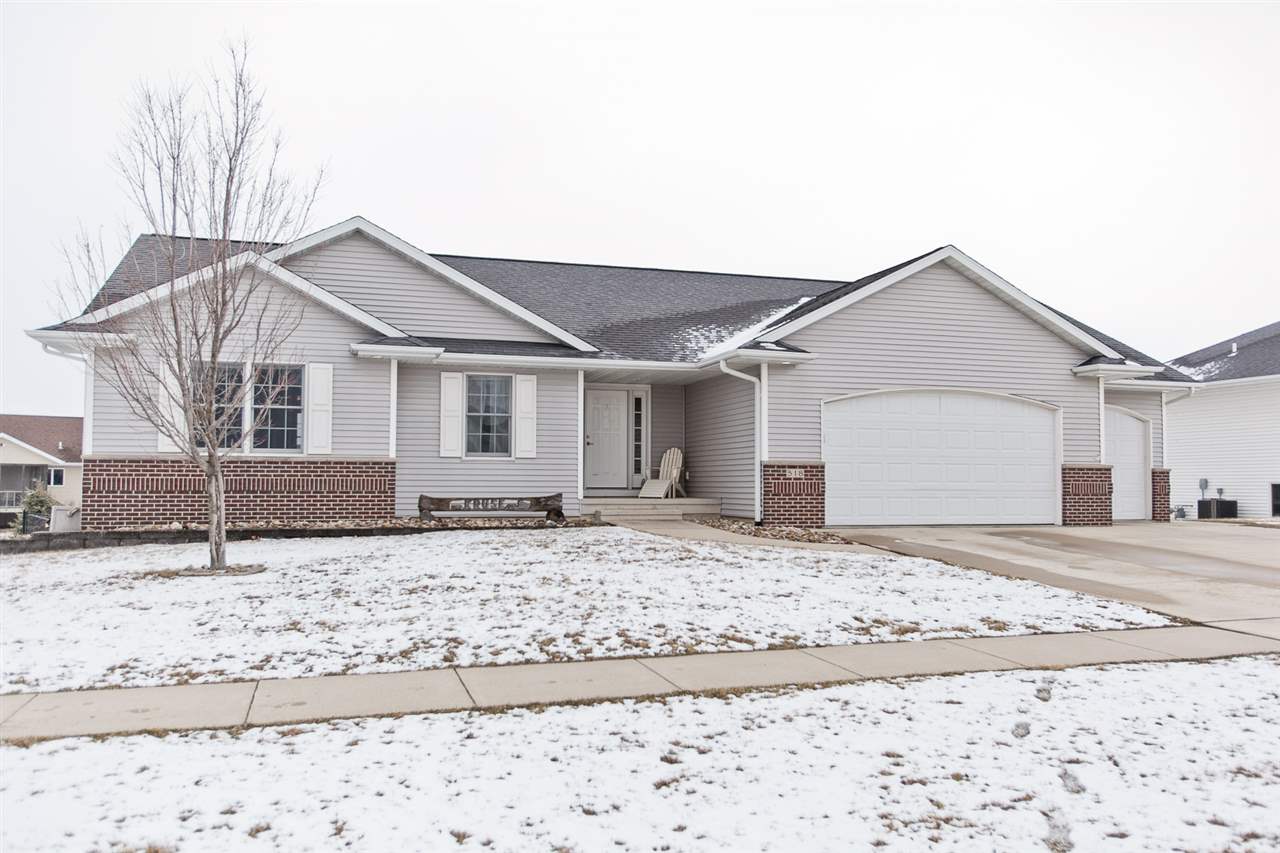 518 Ridgeview Drive Atkins, IA 52206 - Photo 2 of 37 Gallery Image 2