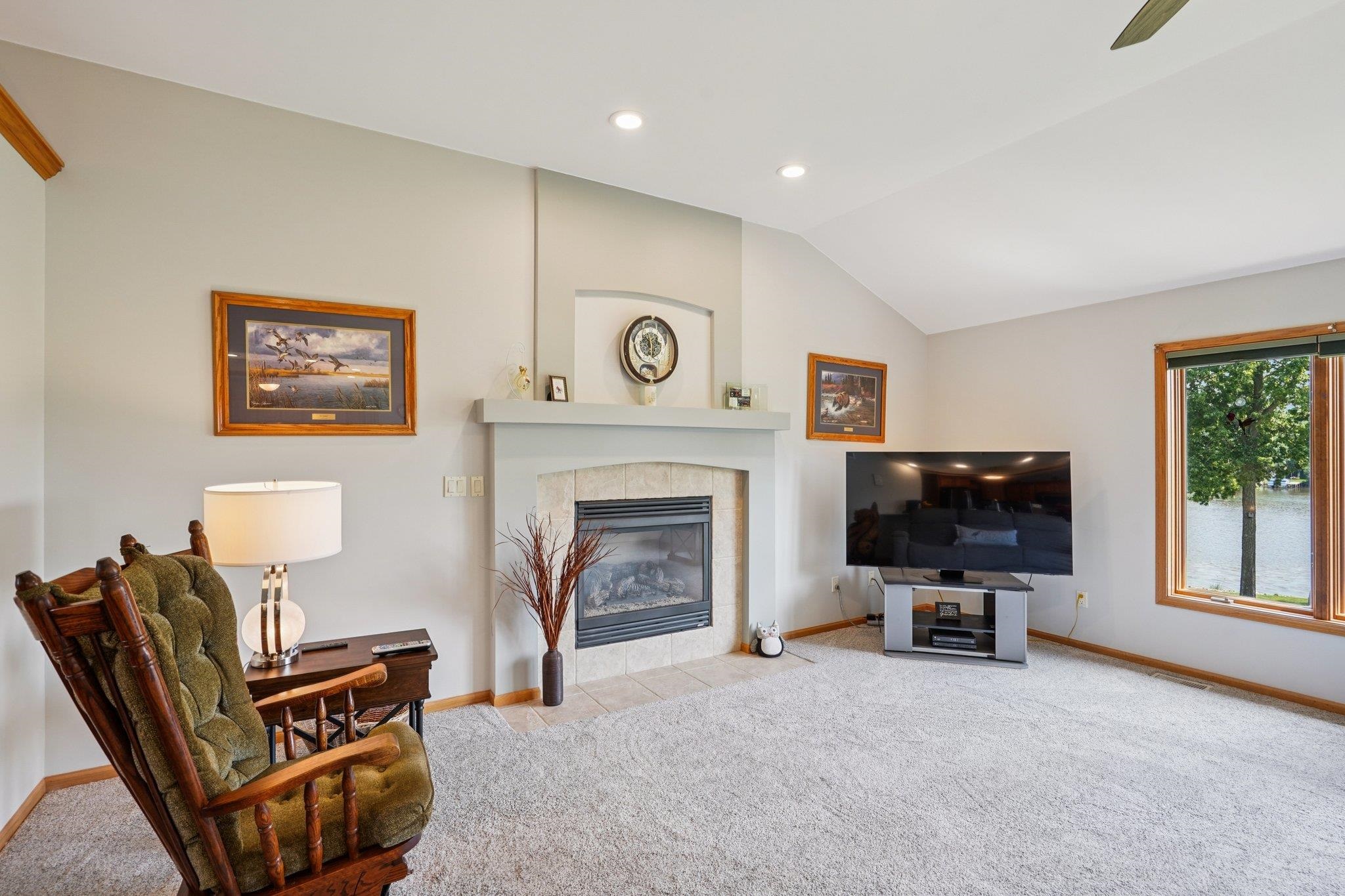 638 Windsor Terrace Jefferson, WI 53549 - Photo 13 of 75