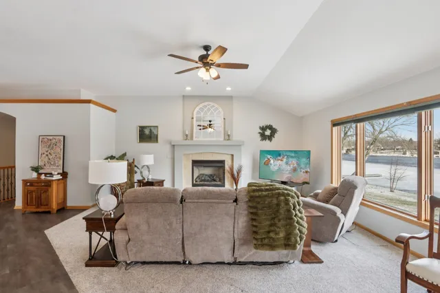 $725,000 | 638 Windsor Terrace, Jefferson, WI 53549