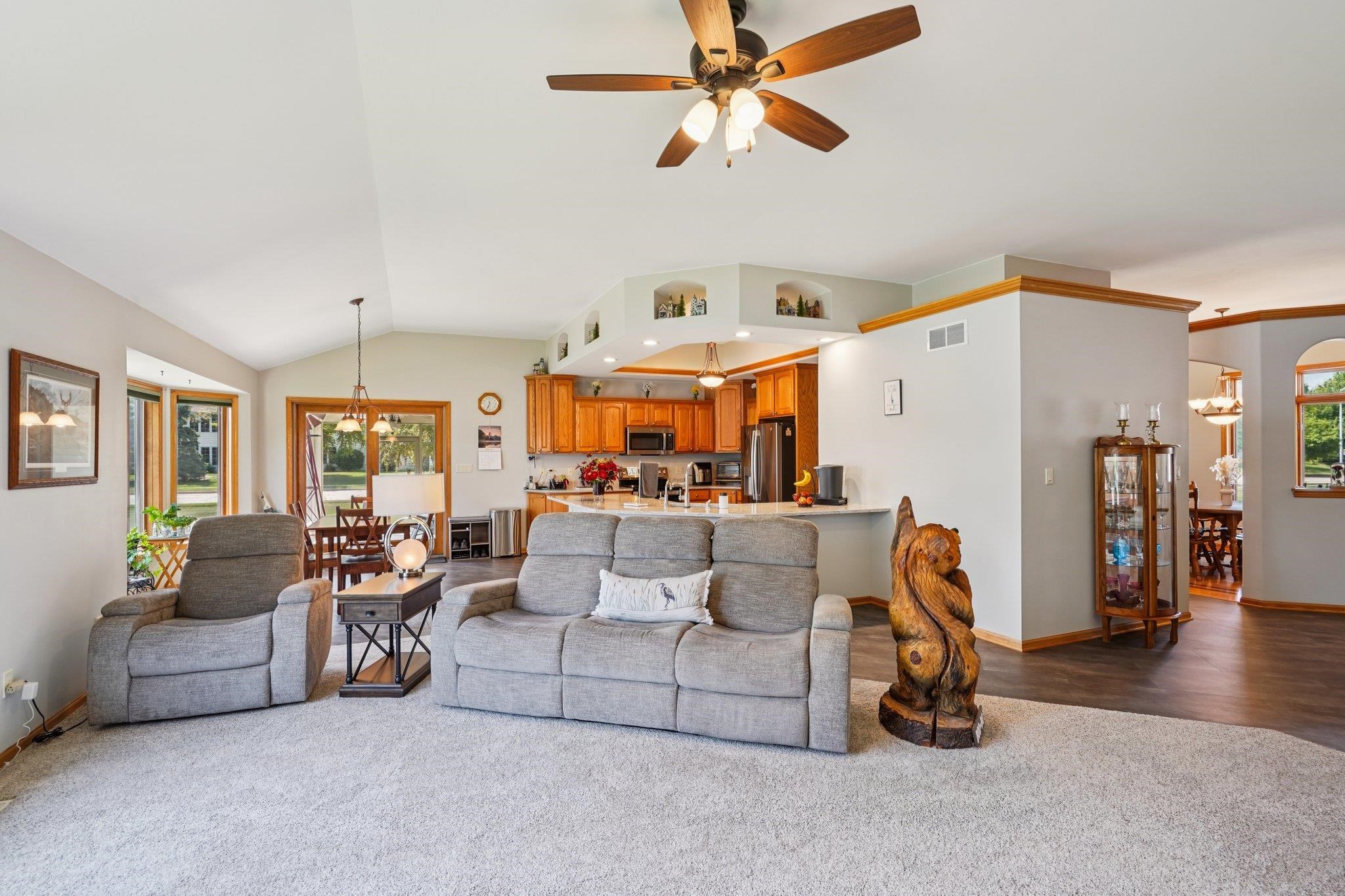 638 Windsor Terrace Jefferson, WI 53549 - Photo 15 of 75