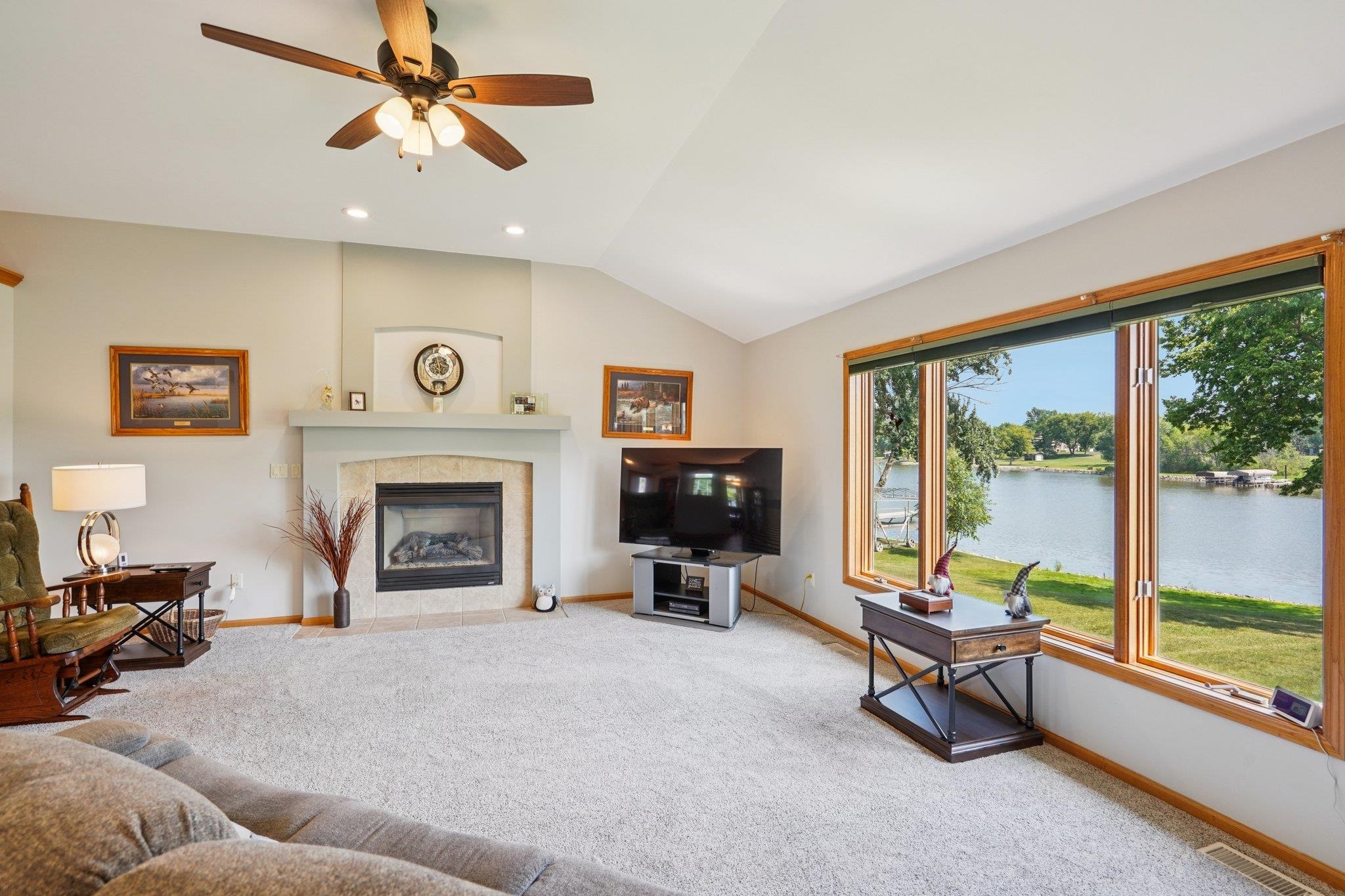 638 Windsor Terrace Jefferson, WI 53549 - Photo 16 of 75