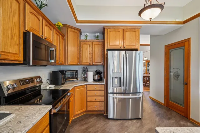 $725,000 | 638 Windsor Terrace, Jefferson, WI 53549