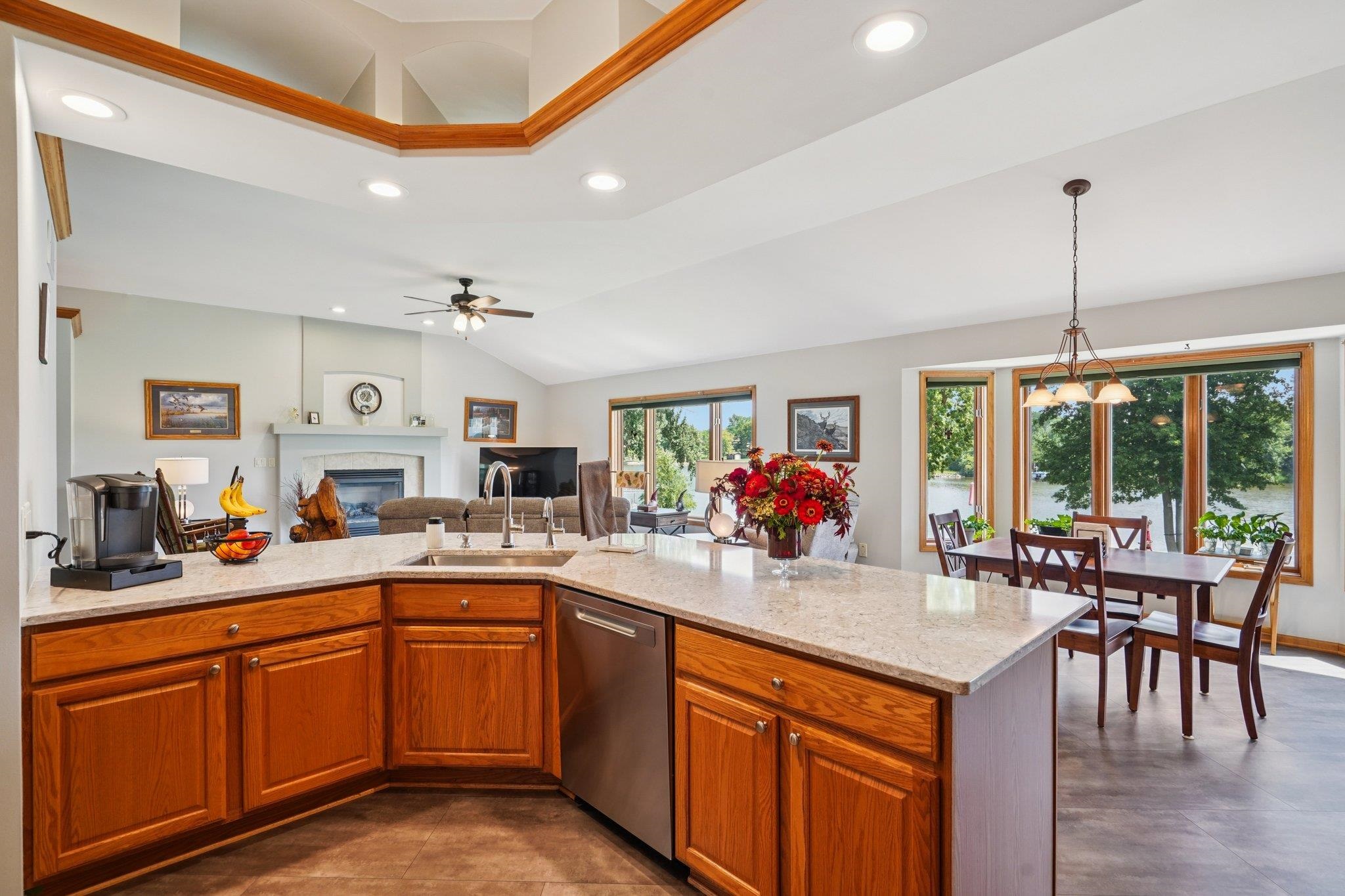 638 Windsor Terrace Jefferson, WI 53549 - Photo 24 of 75