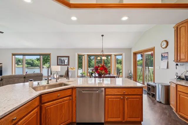 $725,000 | 638 Windsor Terrace, Jefferson, WI 53549