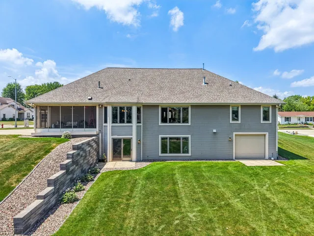 $725,000 | 638 Windsor Terrace, Jefferson, WI 53549