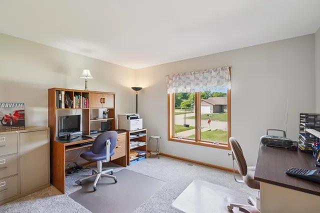 $725,000 | 638 Windsor Terrace, Jefferson, WI 53549