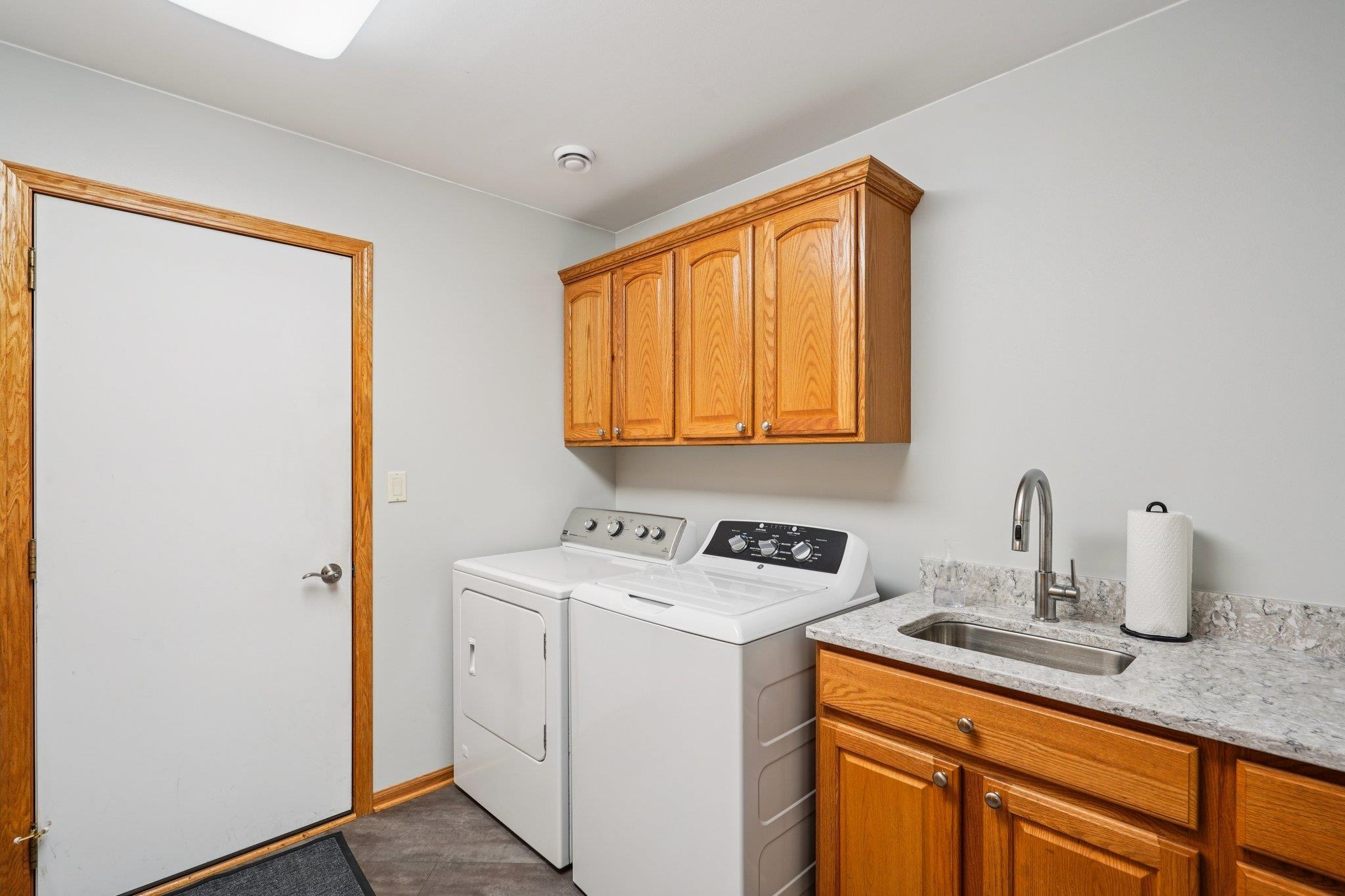 638 Windsor Terrace Jefferson, WI 53549 - Photo 39 of 75