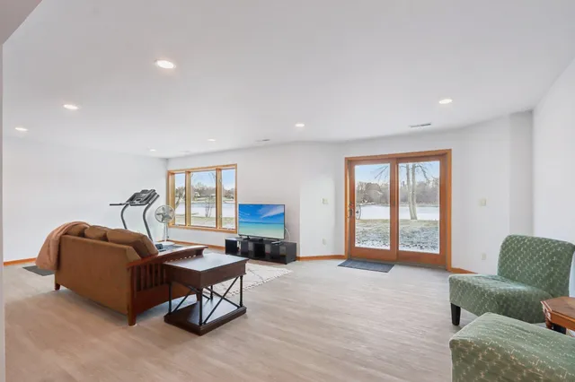 $725,000 | 638 Windsor Terrace, Jefferson, WI 53549