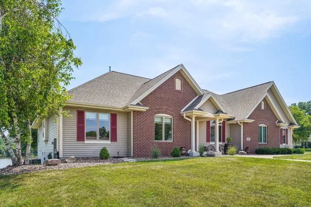 $725,000 | 638 Windsor Terrace, Jefferson, WI 53549