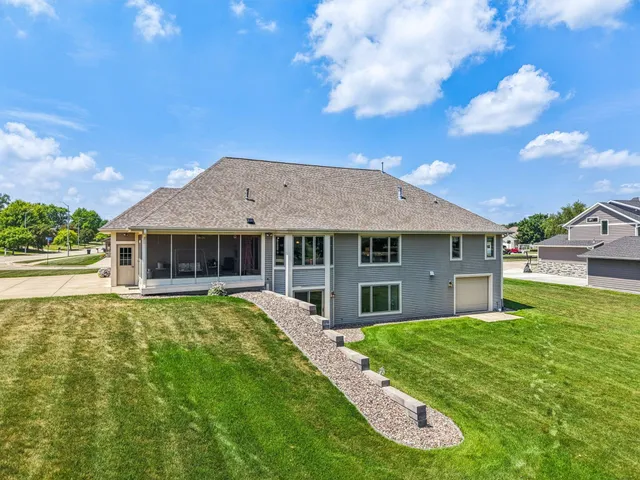 $725,000 | 638 Windsor Terrace, Jefferson, WI 53549