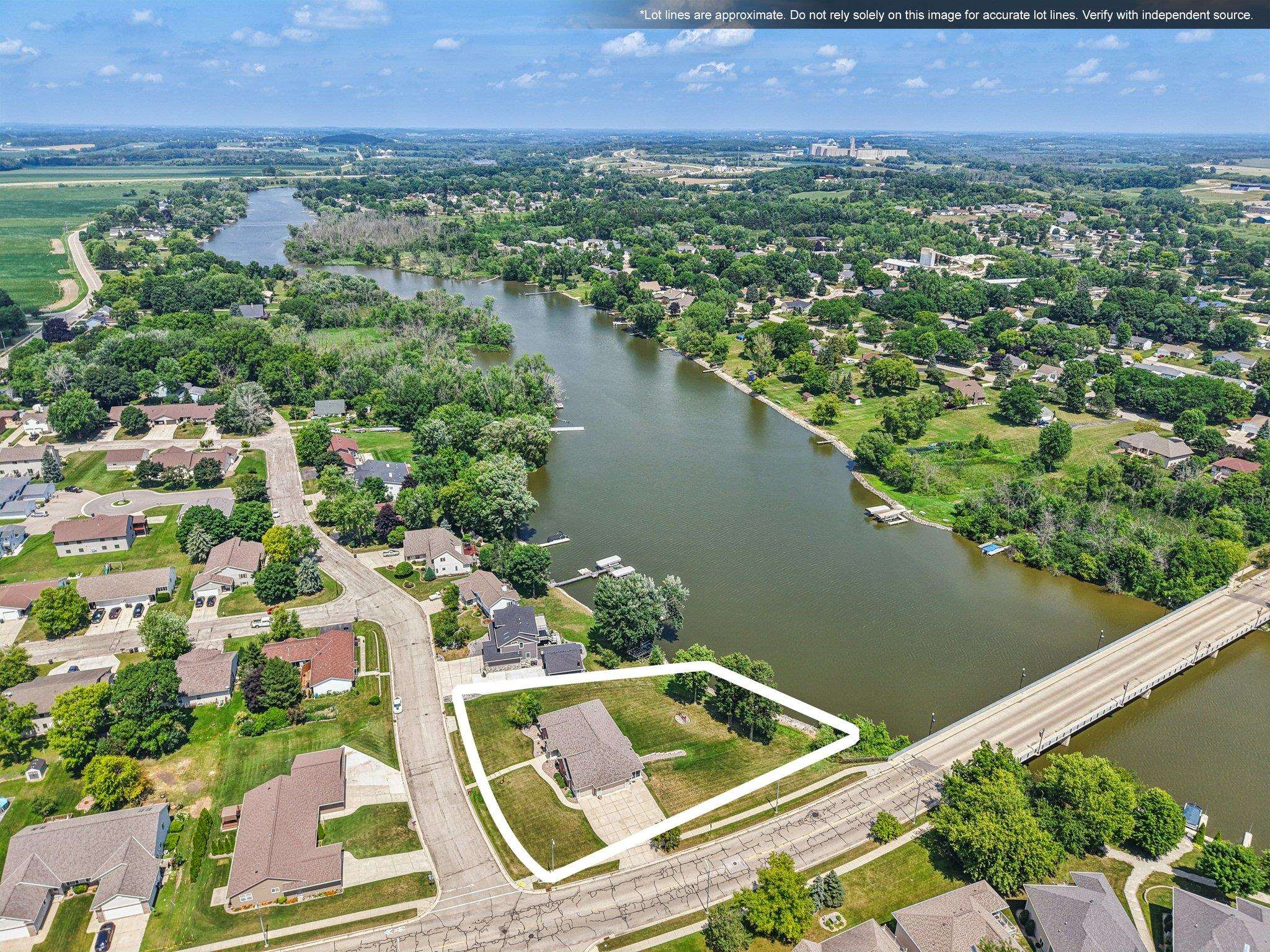 638 Windsor Terrace Jefferson, WI 53549 - Photo 63 of 75