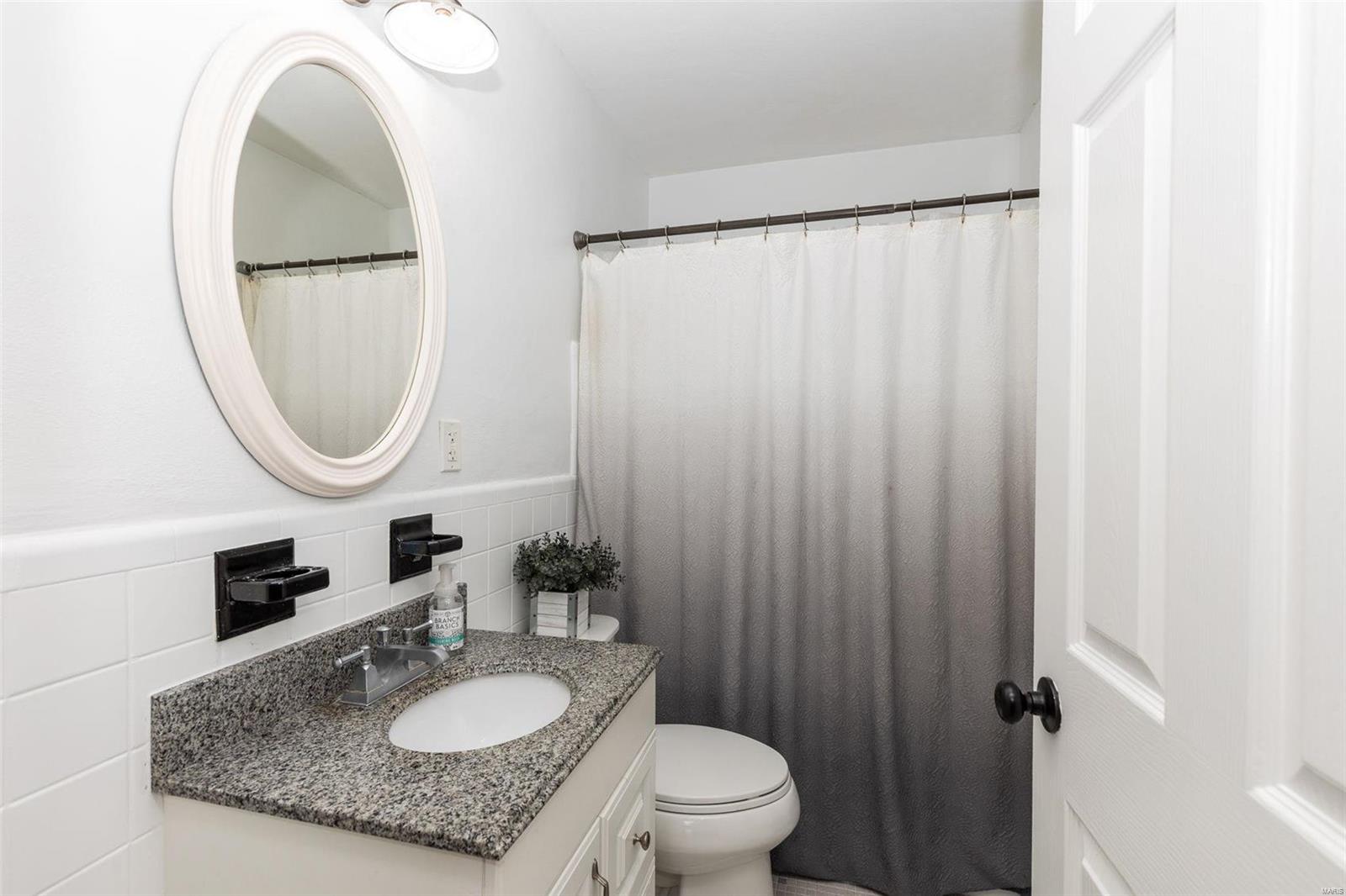 4723 Heege Road St. Louis, MO 63123 - Photo 15 of 36 Gallery Image 15
