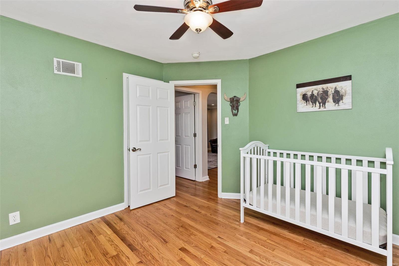 4723 Heege Road St. Louis, MO 63123 - Photo 22 of 36 Gallery Image 22