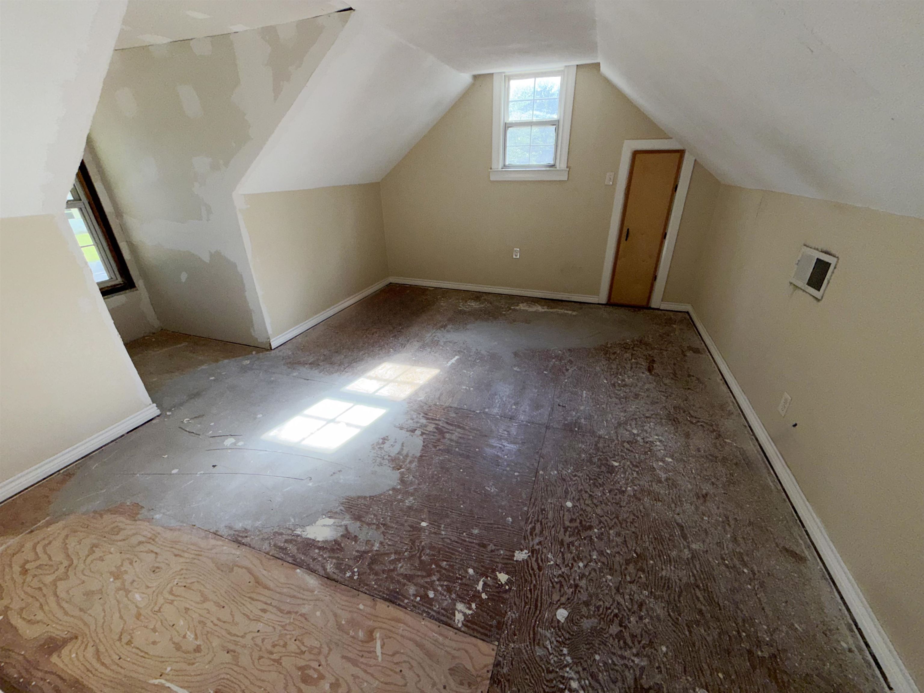 4600 Wilson Street Groves, TX 77619 - Photo 11 of 13