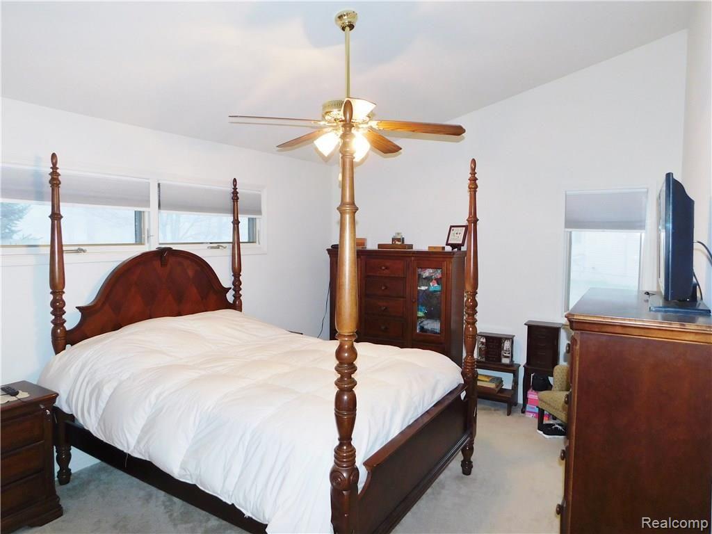 292 Addison Circle Fowlerville, MI 48836 - Photo 7 of 8