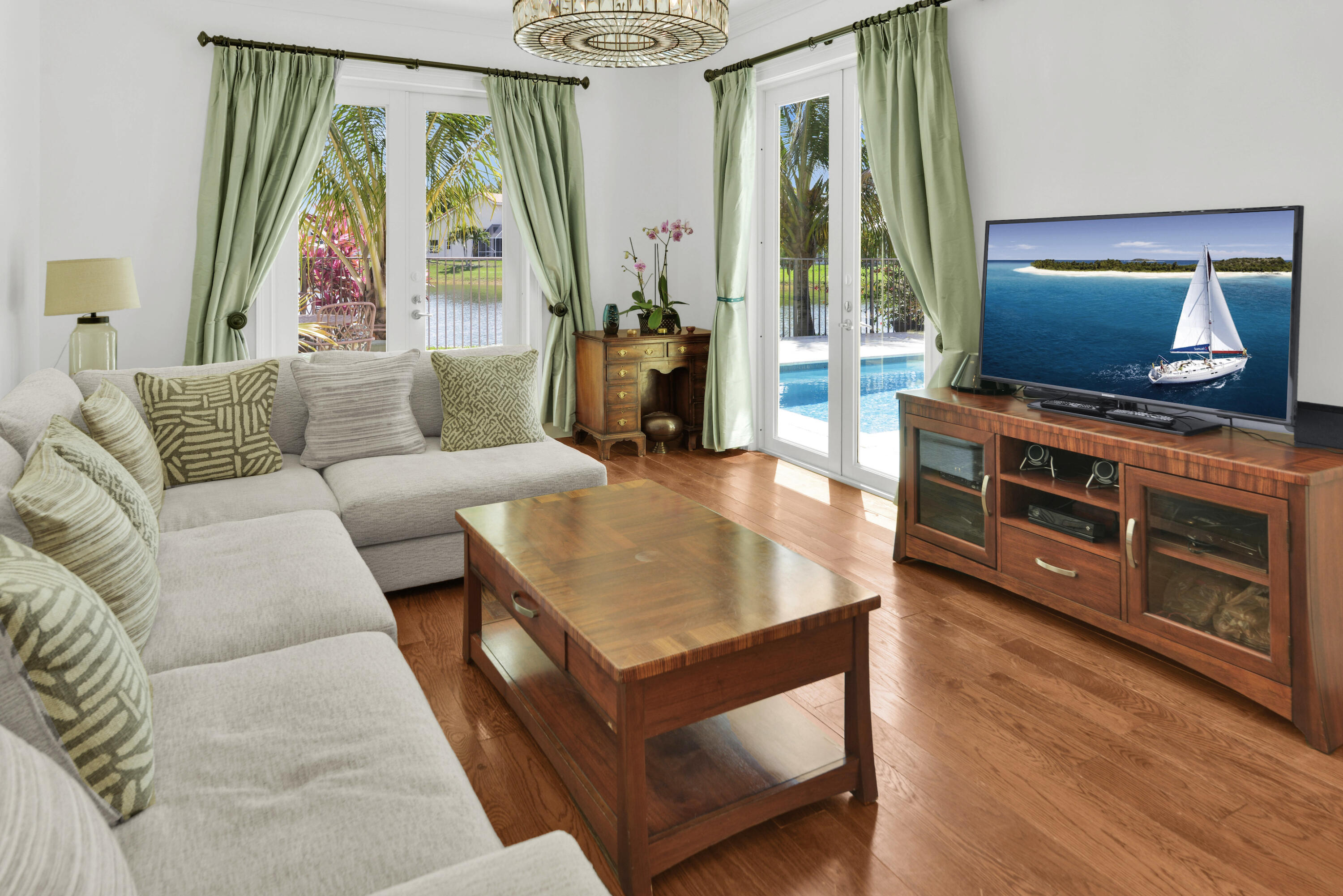 10900 Haydn Drive Boca Raton, FL 33498 - Photo 16 of 55 FAMILY ROOM