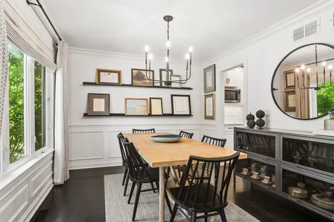 $995,000 | 716 South Highland Avenue, Barrington, IL 60010