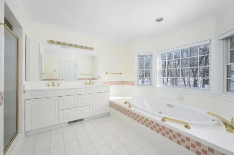 $5,400,000 | 169 Tisquantum Road, Chatham, MA 02633