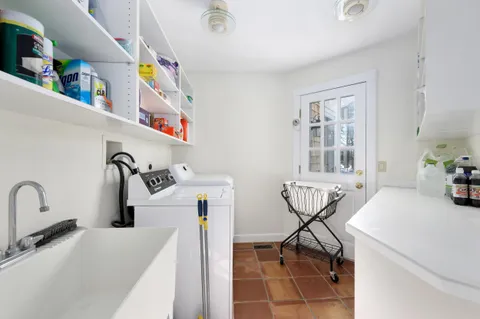 $5,400,000 | 169 Tisquantum Road, Chatham, MA 02633