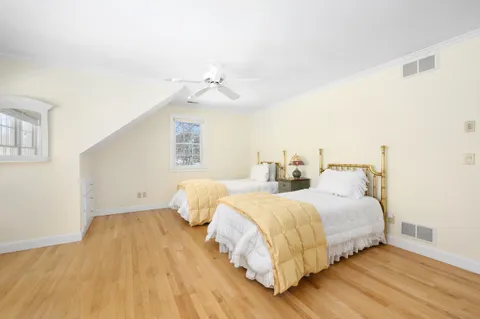 $5,400,000 | 169 Tisquantum Road, Chatham, MA 02633