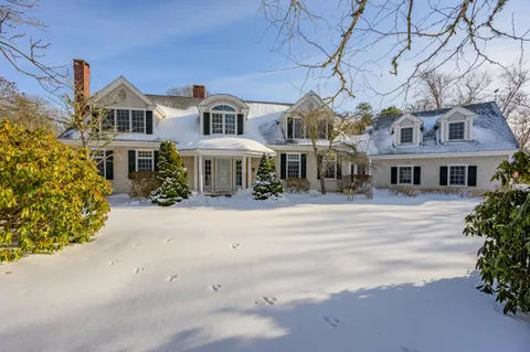 $5,400,000 | 169 Tisquantum Road, Chatham, MA 02633