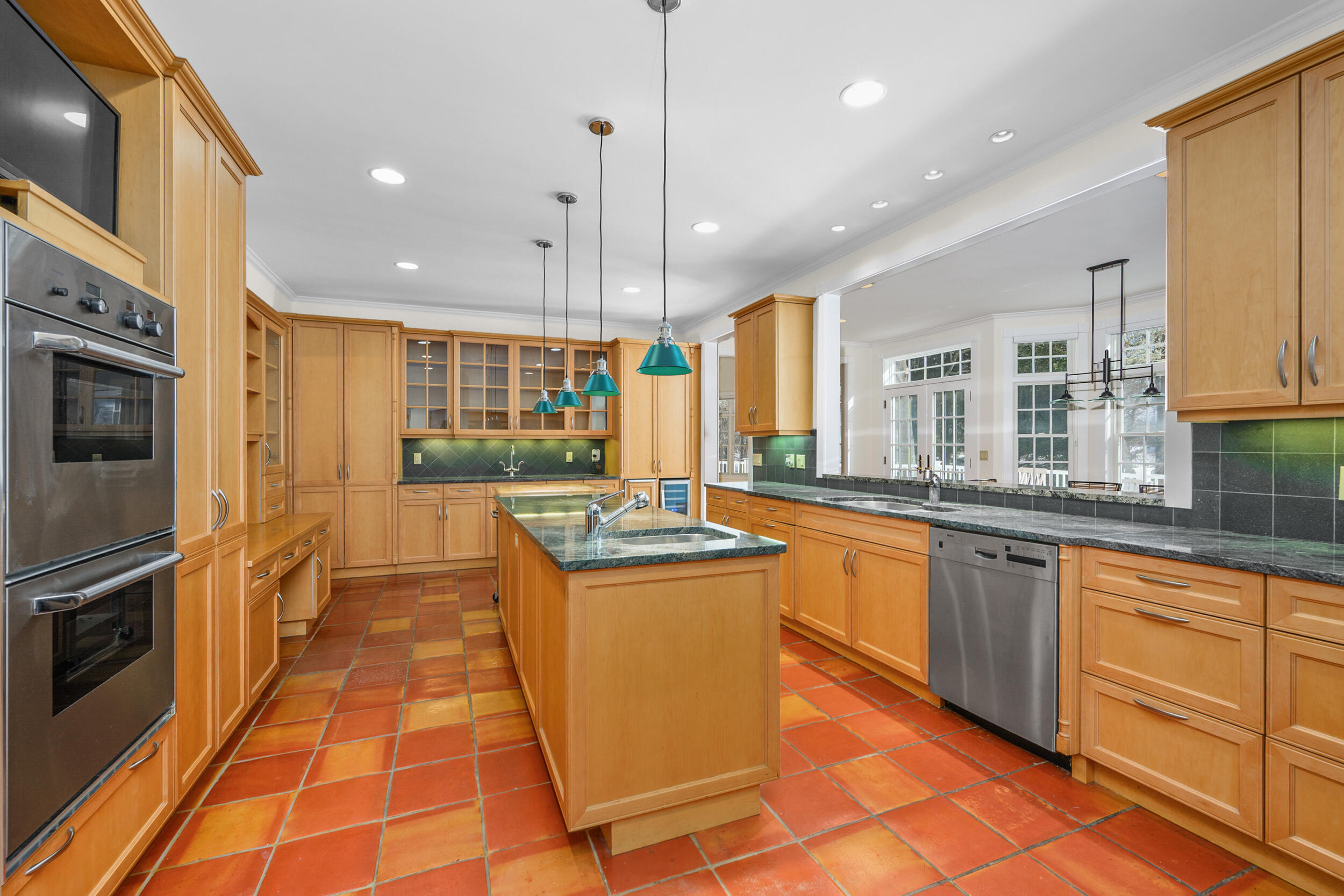 169 Tisquantum Road Chatham, MA 02633 - Photo 10 of 31 DSC_7872